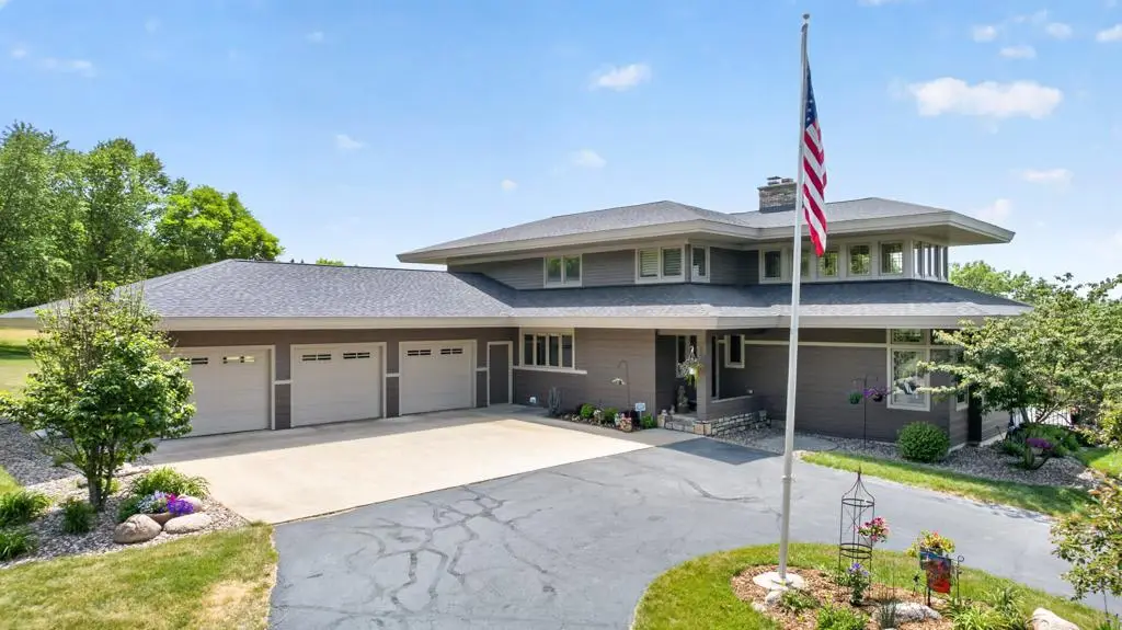 5185 Meadow Crossing Road Sw, Rochester, MN 55902 - #1
