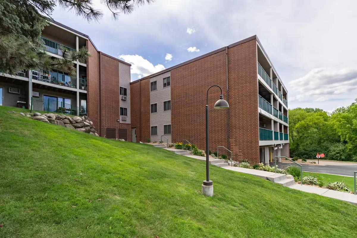 1700 Four Oaks Road #219, Eagan, MN 55121 - #1