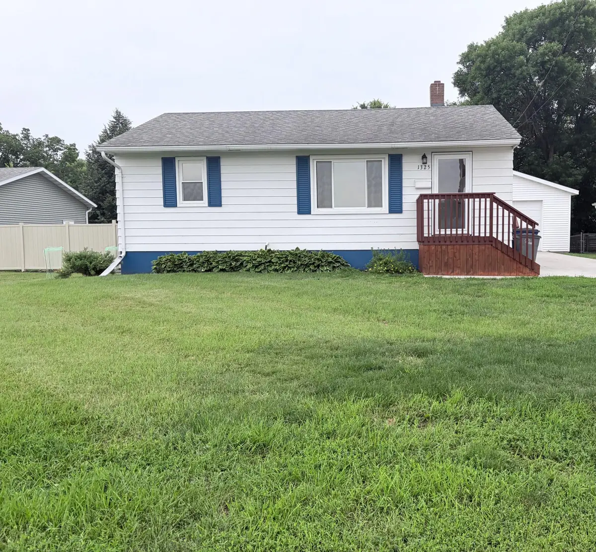 1325 8th Avenue N, Moorhead, MN 56560 - #1