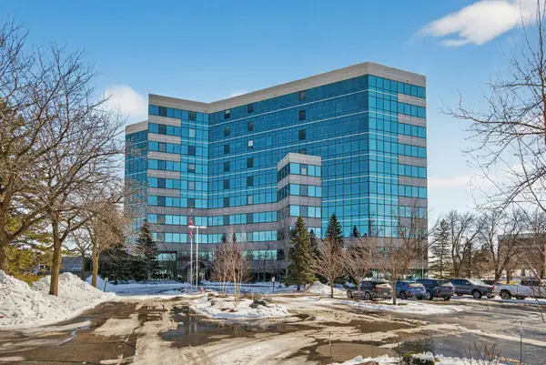 5601 Smetana Drive #101, Minnetonka, MN 55343