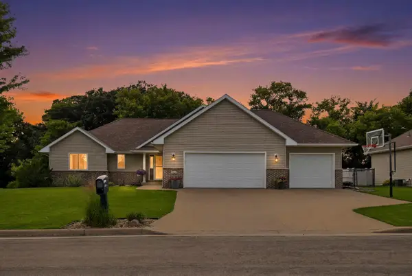 1102 28th Street Sw, Austin, MN 55912