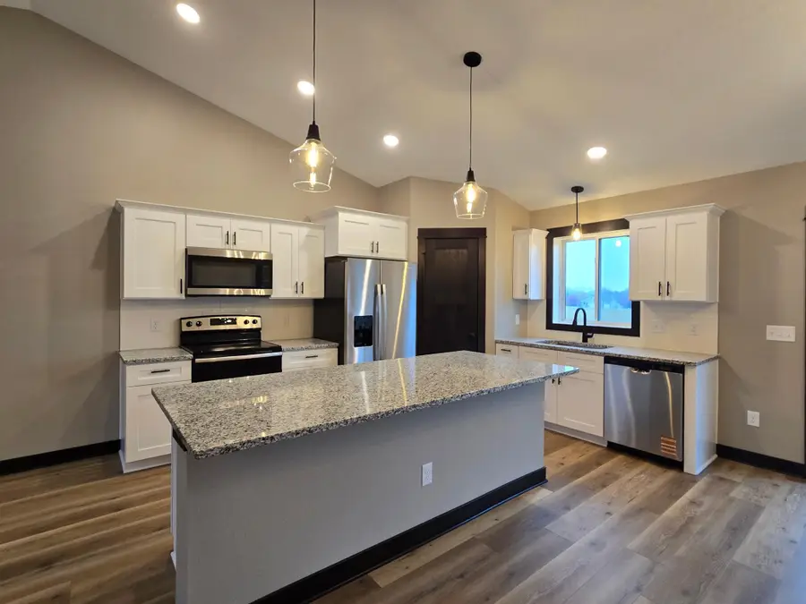 450 Stoneridge Lane Ne, Owatonna, MN 55060 - #3