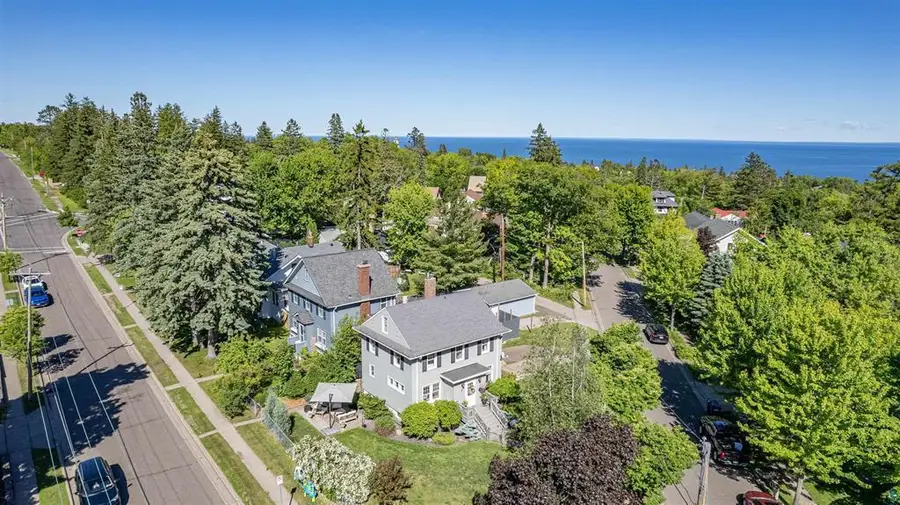 3 E College Street, Duluth, MN 55812 - #3