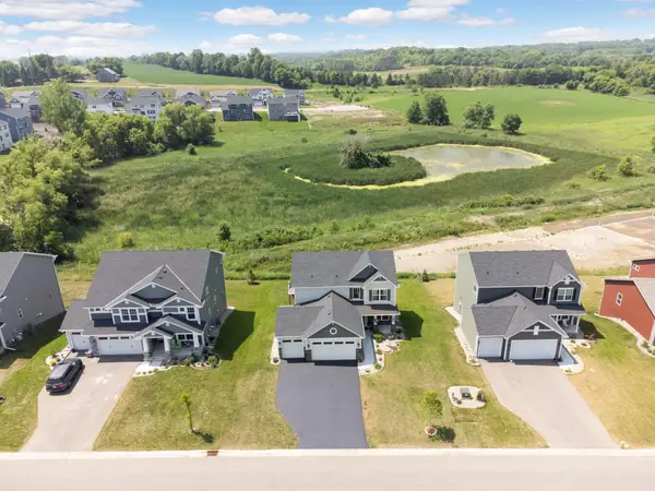 9597 Timber Terrace, Victoria, MN 55386