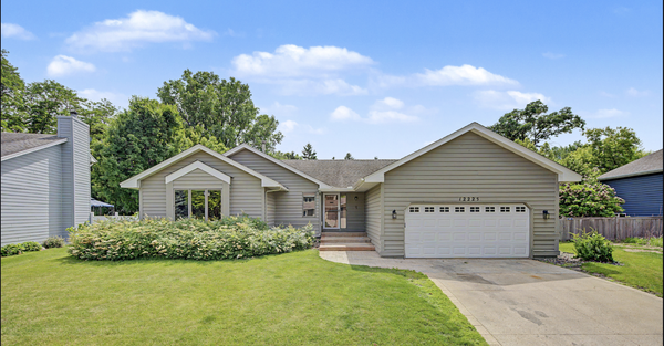 12225 60th Place N, Plymouth, MN 55442
