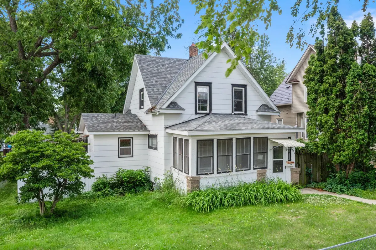 1080 Cook Avenue E, Saint Paul, MN 55106 - #1