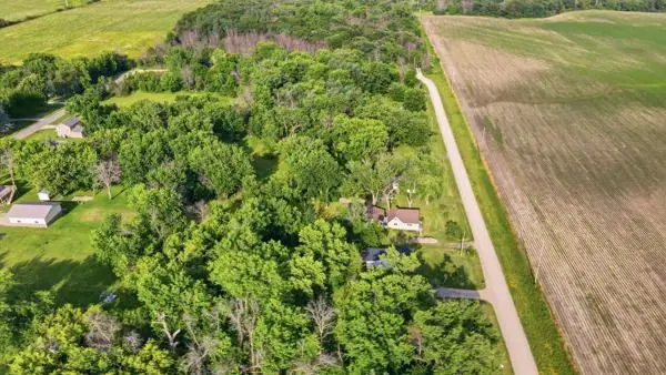 1309 28th Avenue Ne, Austin, MN 55912 - #3