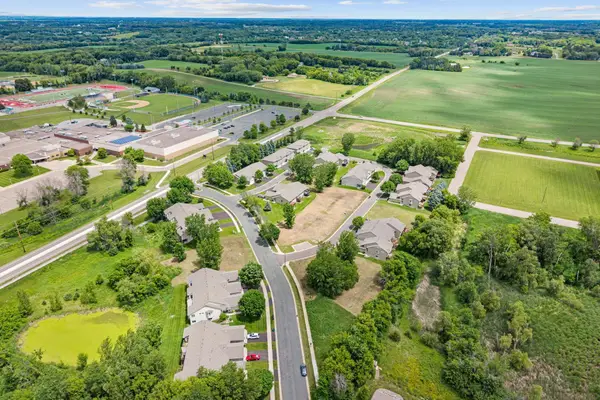 7635 Red Fox Trail, Greenfield, MN 55373
