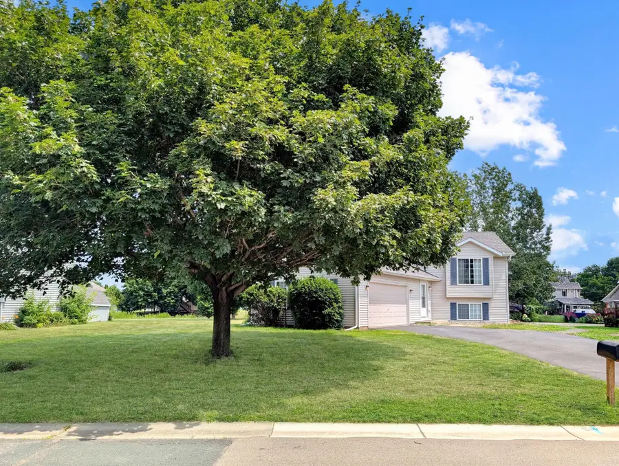 817 Daniel Drive, Belle Plaine, MN 56011 - #2