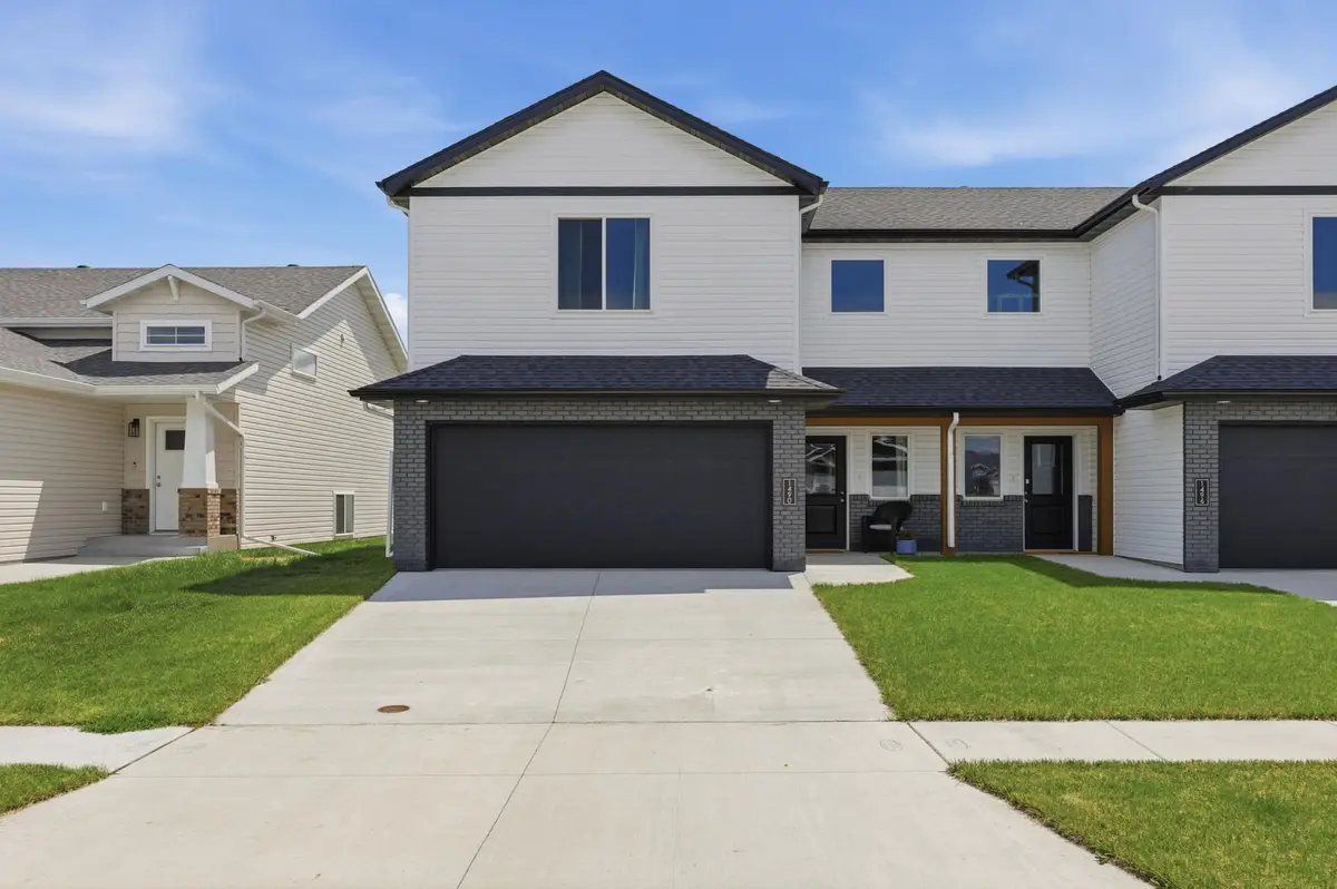 1490 68th Avenue S, Fargo, ND 58104 - #1
