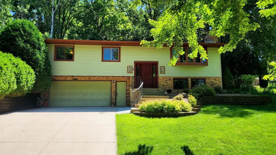 2510 Northern Hills Court Ne, Rochester, MN 55906 - #2