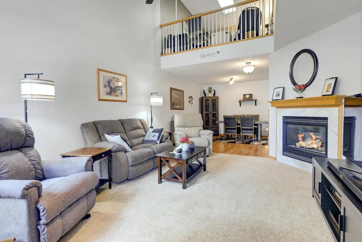 1644 Meadow Place, Shakopee, MN 55379 - #1