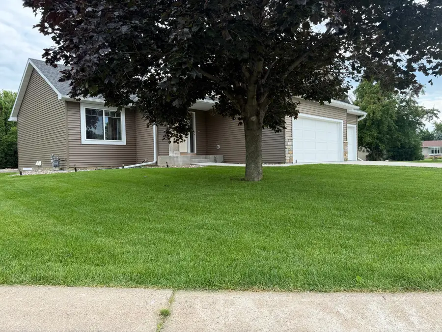 22 Garden Court, Lake City, MN 55041 - #3