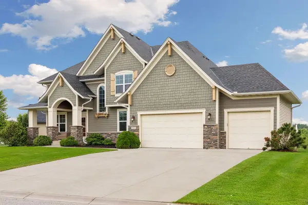 10412 Oregon Avenue N, Brooklyn Park, MN 55445
