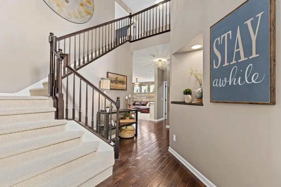 617 Eastgate Parkway, Mahtomedi, MN 55115 - #2