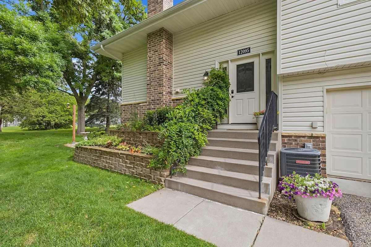 12095 71st Place N, Maple Grove, MN 55369 - #1