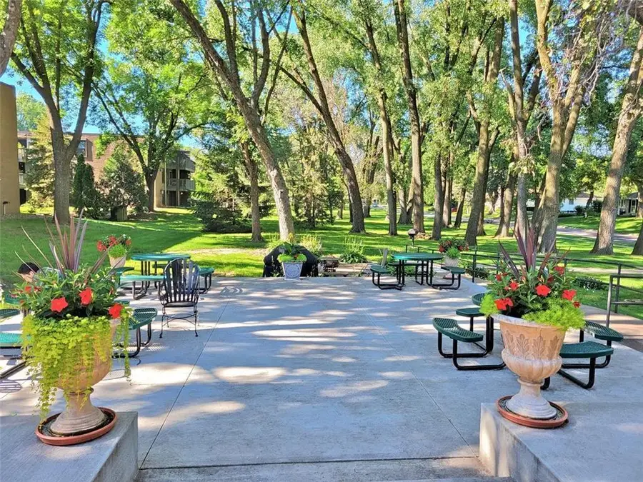 2800 Hamline Avenue N #332, Roseville, MN 55113 - #3