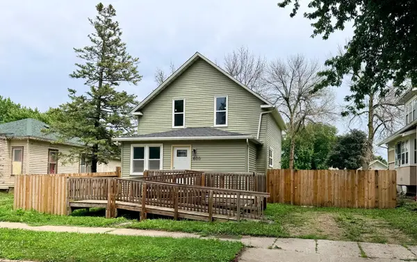 600 Strait Avenue, Worthington, MN 56187