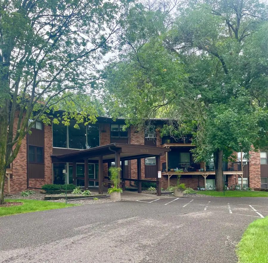 10113 W 34th Street #338, Hopkins, MN 55305 - #2