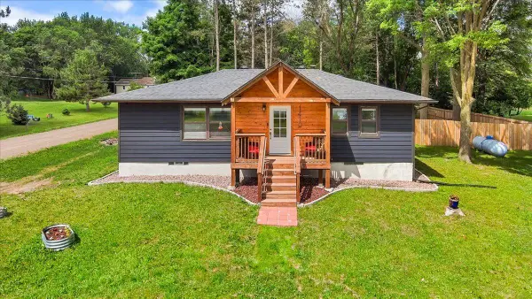 1410 464th Street, Stanchfield, MN 55080