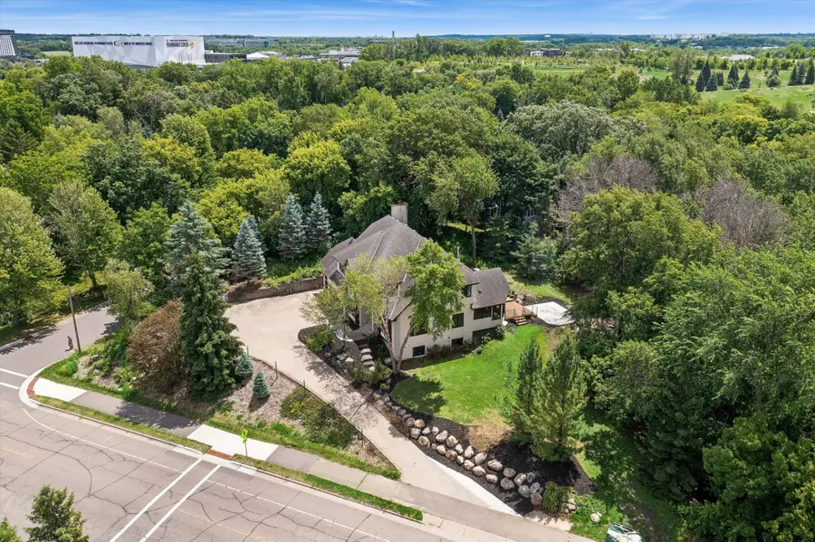 740 Mendota Heights Road, Mendota Heights, MN 55120 - #2
