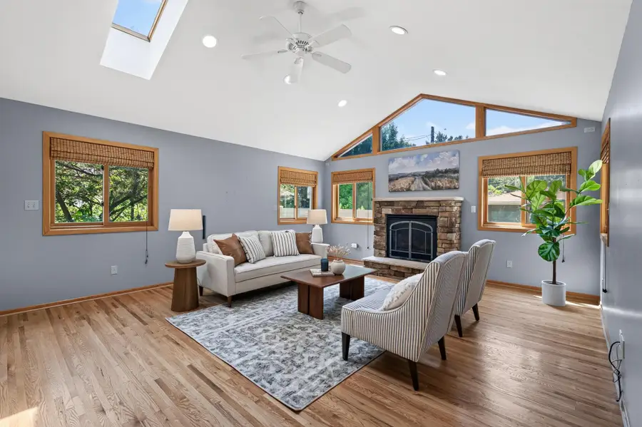 4621 Ewing Avenue N, Robbinsdale, MN 55422 - #2