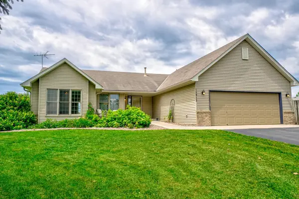15912 Cascade Path, Rosemount, MN 55068