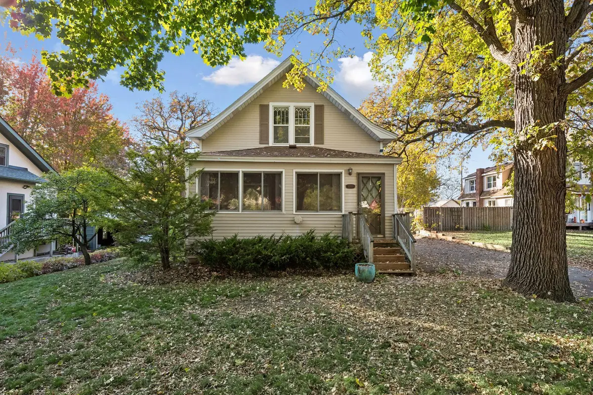 4300 France Avenue S, Edina, MN 55410 - #1