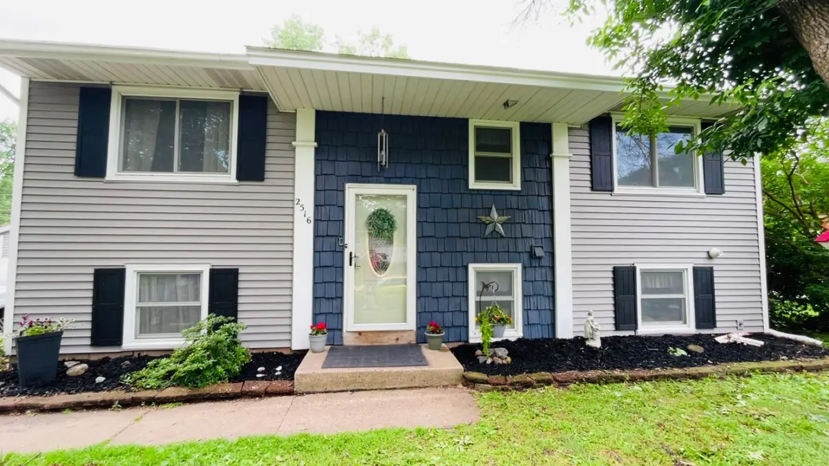 2516 103rd Avenue Nw, Coon Rapids, MN 55433 - #1
