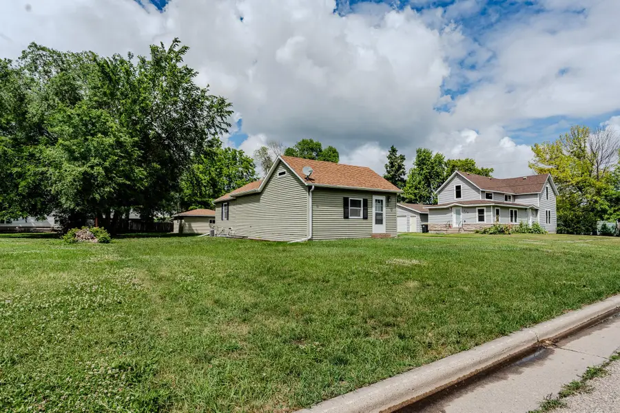 212 3rd Street N, Casselton, ND 58012 - #2