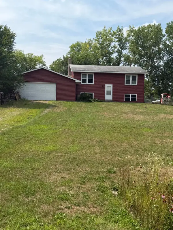 25350 101st Street Nw, Zimmerman, MN 55398
