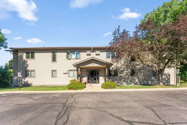 6601 Buckley Circle #105, Inver Grove Heights, MN 55076