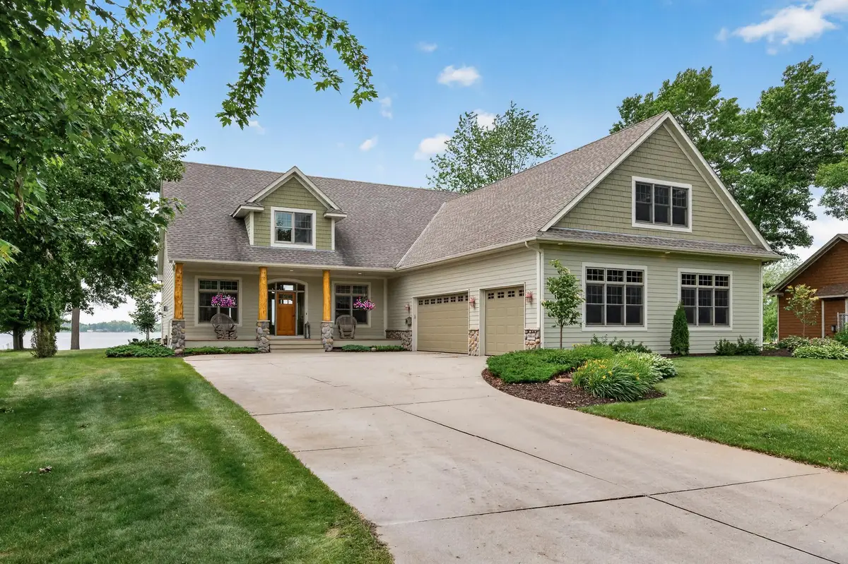 21590 S Lake George Drive Nw, Oak Grove, MN 55011 - #1