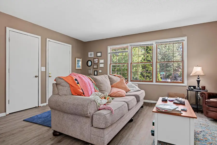921 Weeks Avenue Se, Minneapolis, MN 55414 - #3