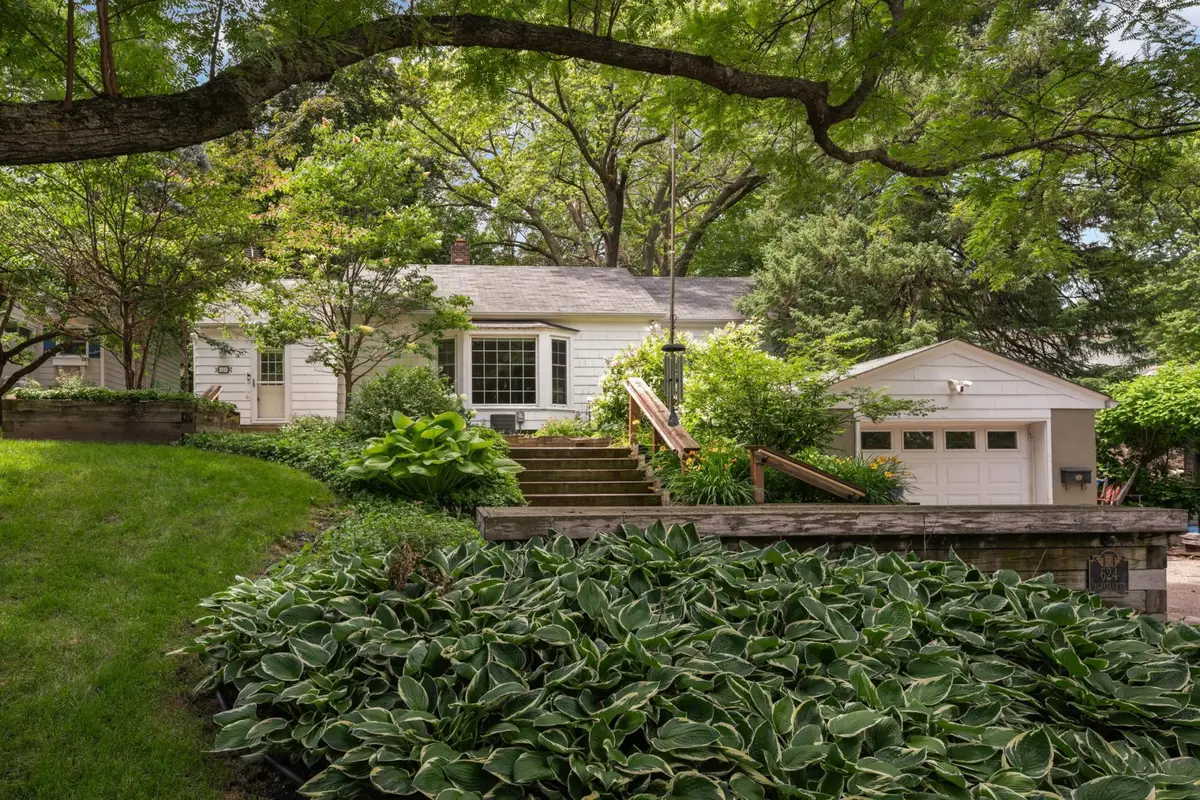 624 Pleasant Street, Excelsior, MN 55331 - #1