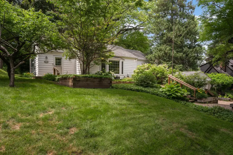 624 Pleasant Street, Excelsior, MN 55331 - #3
