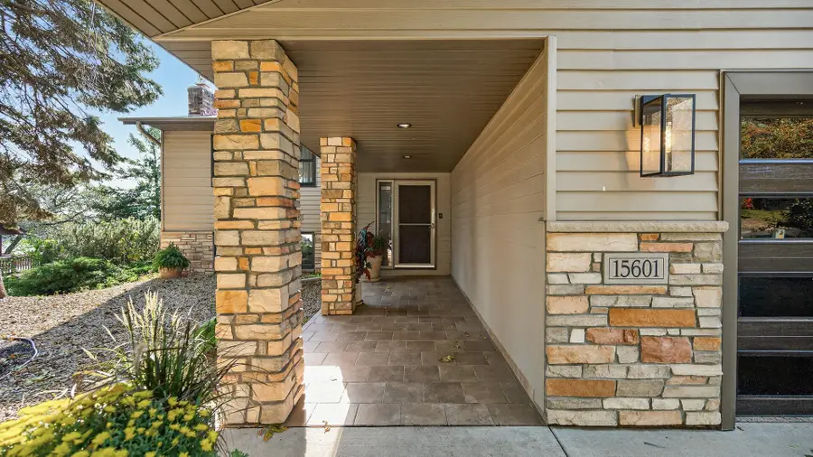 15601 Highland Avenue Nw, Prior Lake, MN 55372 - #3