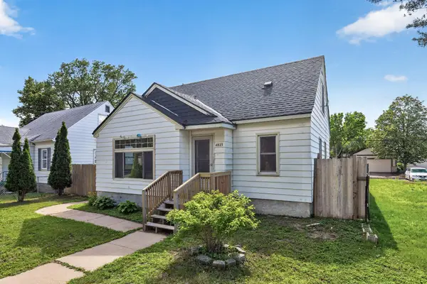 4823 Girard Avenue N, Minneapolis, MN 55430