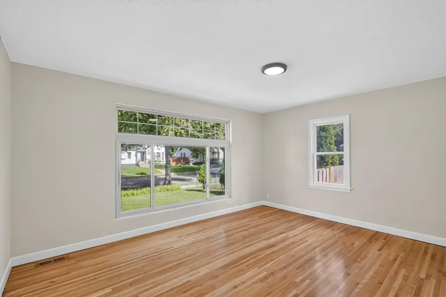 4823 Girard Avenue N, Minneapolis, MN 55430 - #2