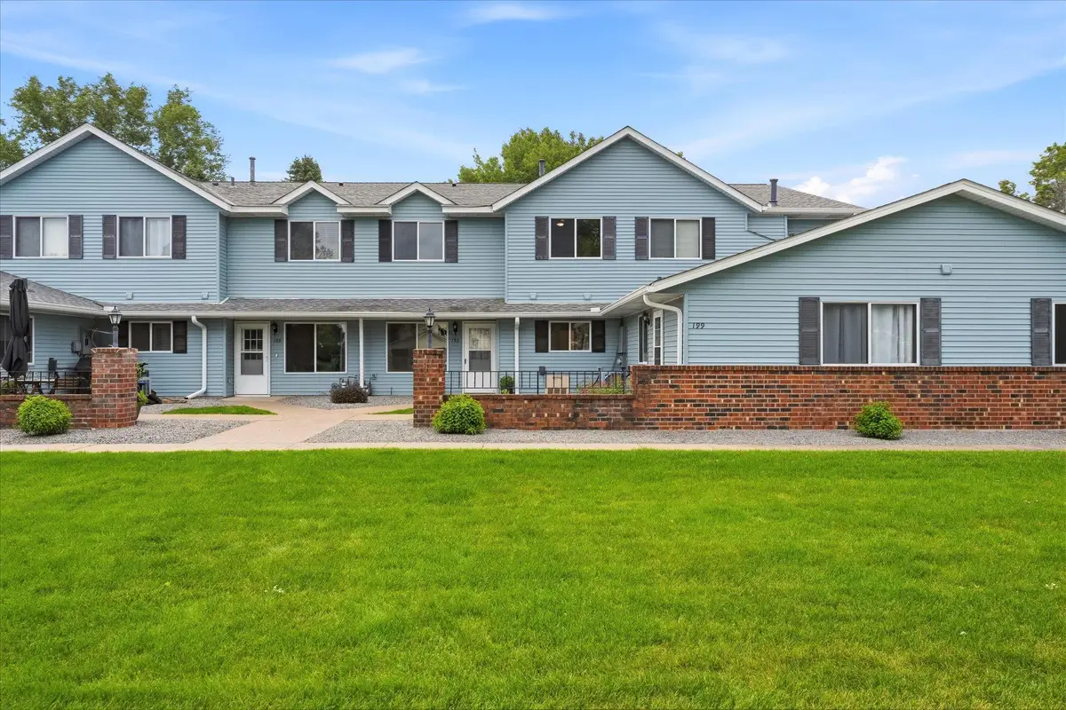 193 96th Lane Ne, Blaine, MN 55434 - #1
