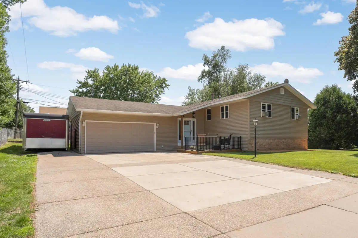 1307 17th Street W, Hastings, MN 55033 - #1