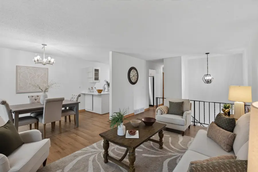 3571 Granada Place N, Oakdale, MN 55128 - #3