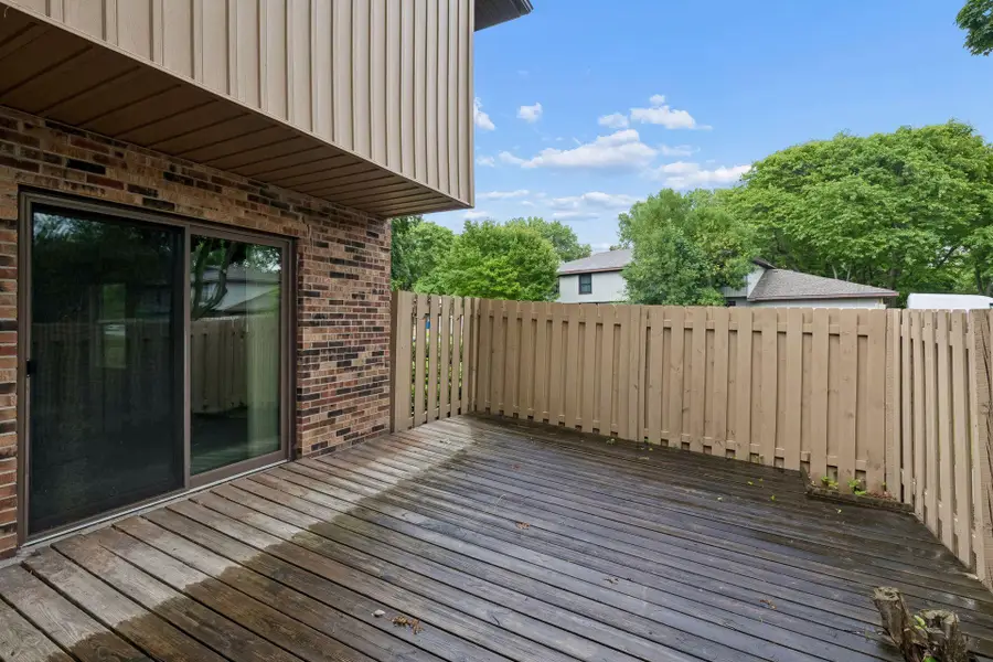 2401 Unity Avenue N, Golden Valley, MN 55422 - #3