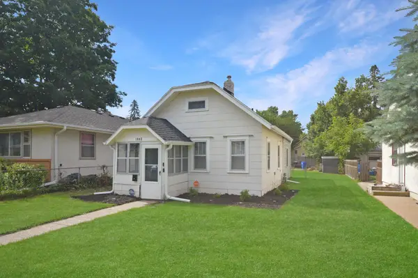 1842 Arlington Avenue E, Saint Paul, MN 55119