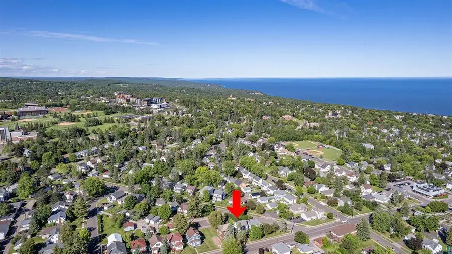 928 N 19th Avenue E, Duluth, MN 55812 - #3