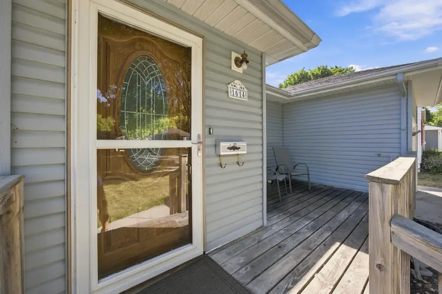 1614 6th Street S, Fargo, ND 58103 - #3