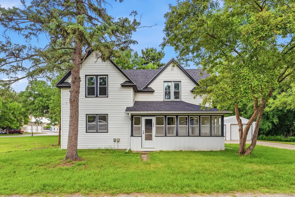 306 3rd Street S, Princeton, MN 55371 - #1