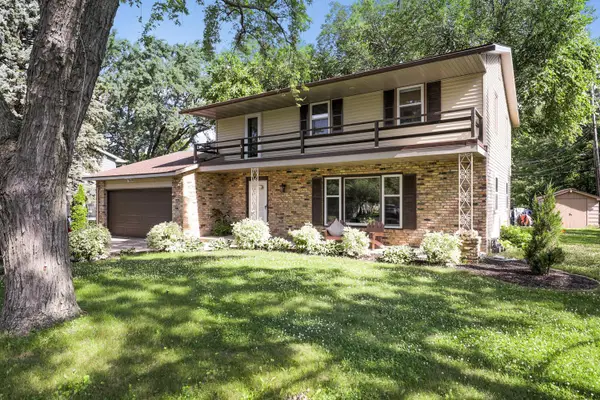 2340 Skyline Drive, Bloomington, MN 55425
