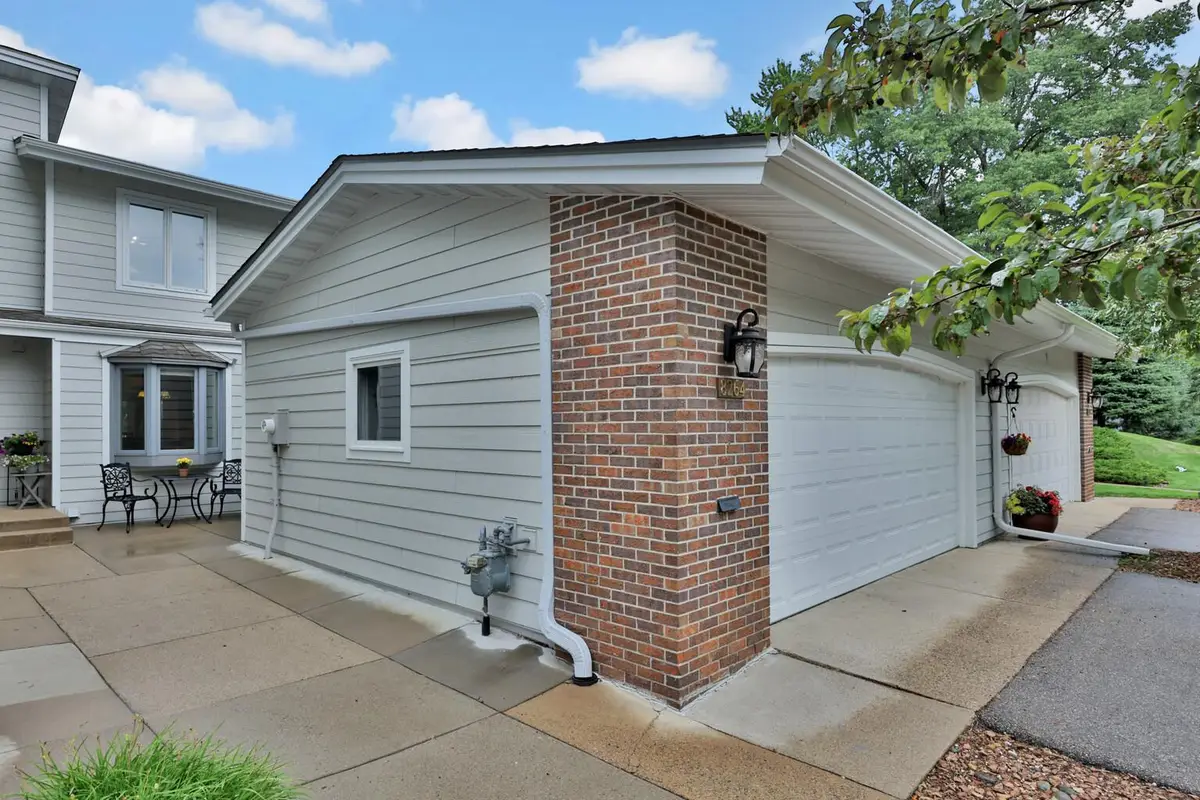 8264 Kingslee Road, Bloomington, MN 55438 - #1