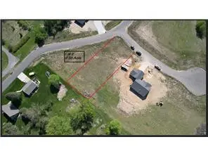 930 Windermere Drive Sw, Pine Island, MN 55963